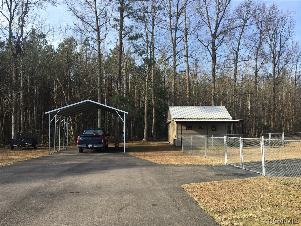 22307 Cabin Point Road Disputanta, VA 23842 - Photo 20 of 32 Gallery Image 20