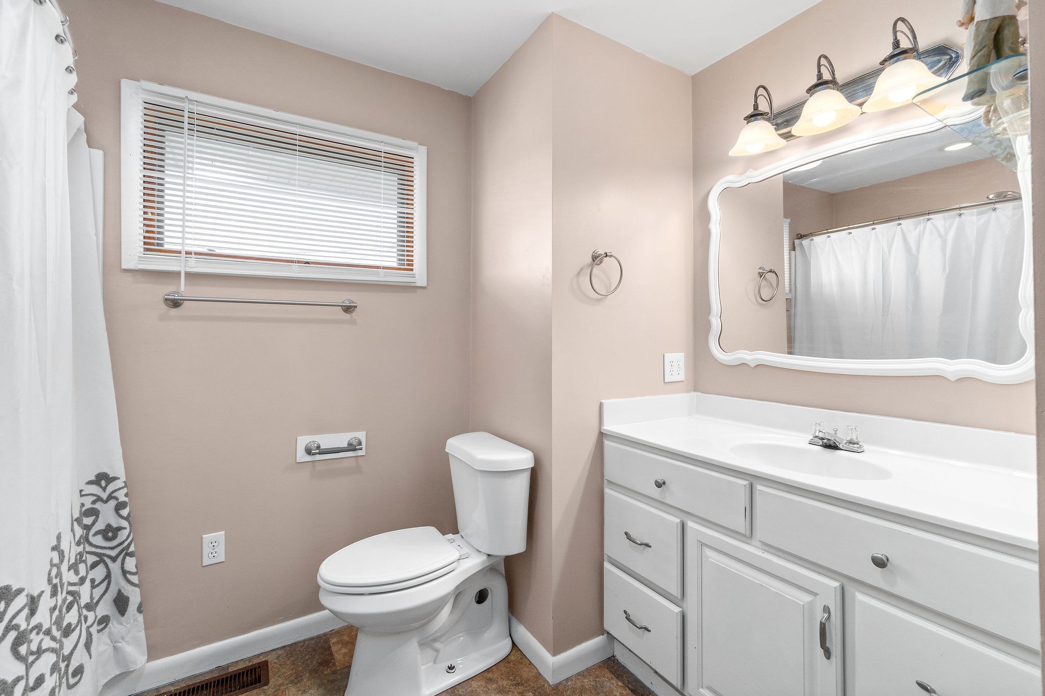 2539 S Road Cadiz, KY 42211 - Photo 19 of 39 Gallery Image 19