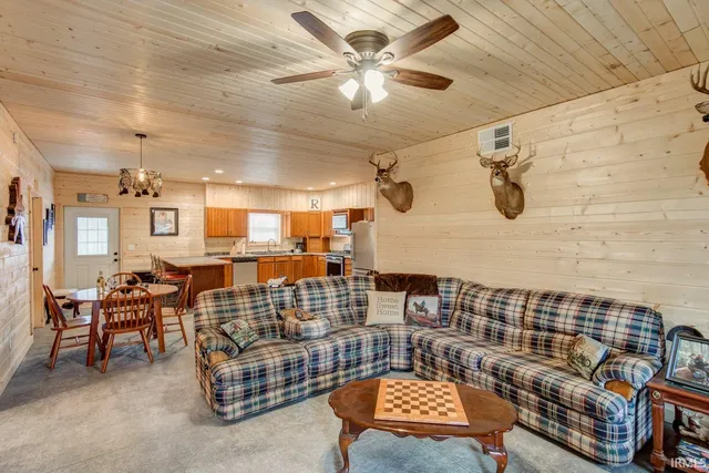 $525,000 | 3890 South County Road 1000 West, French Lick, IN 47432