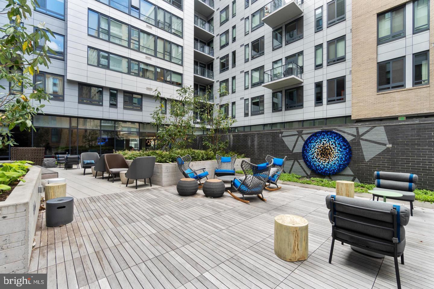 70 N Street Southeast, Unit 511 Washington, DC 20003 - Photo 12 of 22 a view of a building with sitting area