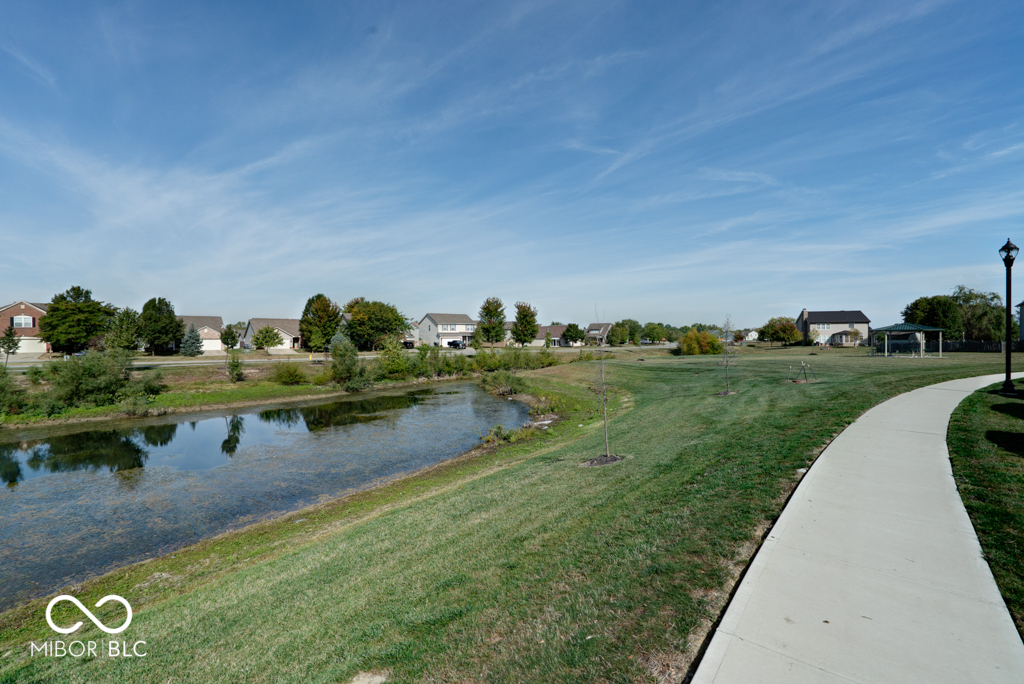 234 Winding Brk Way Pendleton, IN 46064 - Photo 2 of 54
