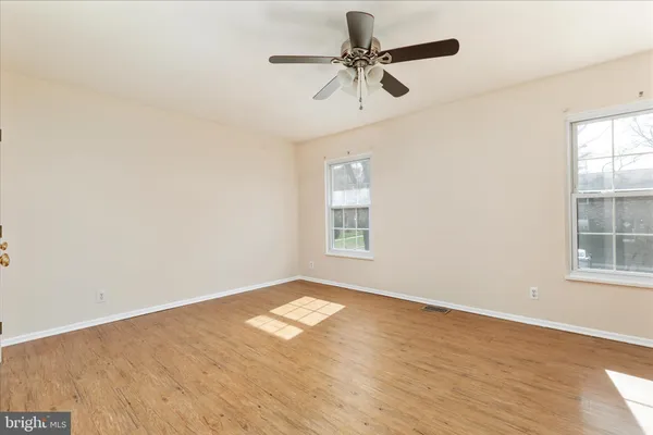 $329,900 | 115 North Duke Drive, Sterling, VA 20164