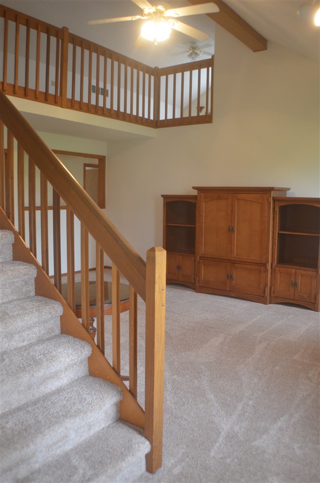 622 Autumn Ridge Lane Fort Wayne, IN 46804 - Photo 10 of 30