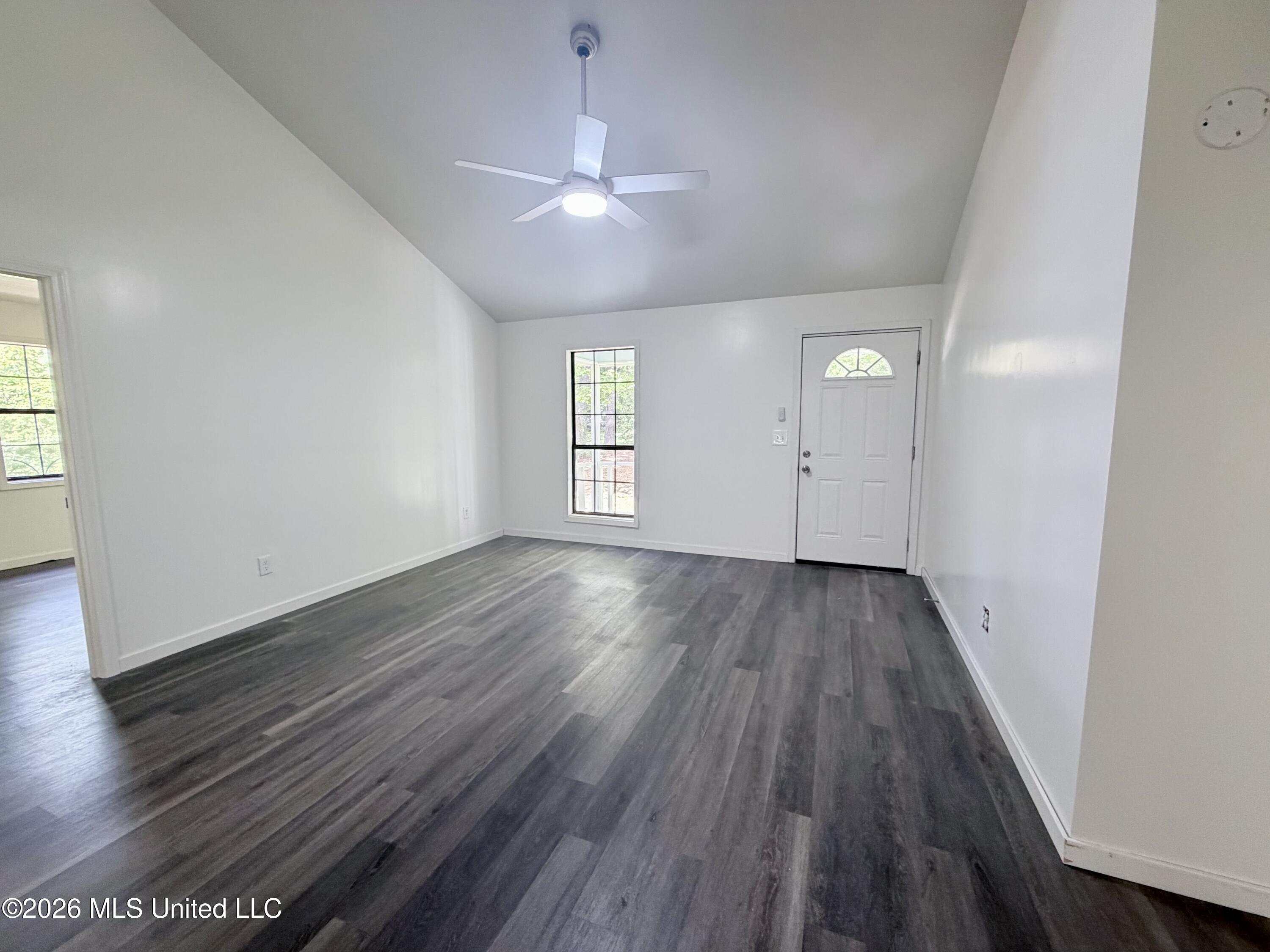 260 Morrison Road Florence, MS 39073 - Photo 5 of 20 IMG_8721