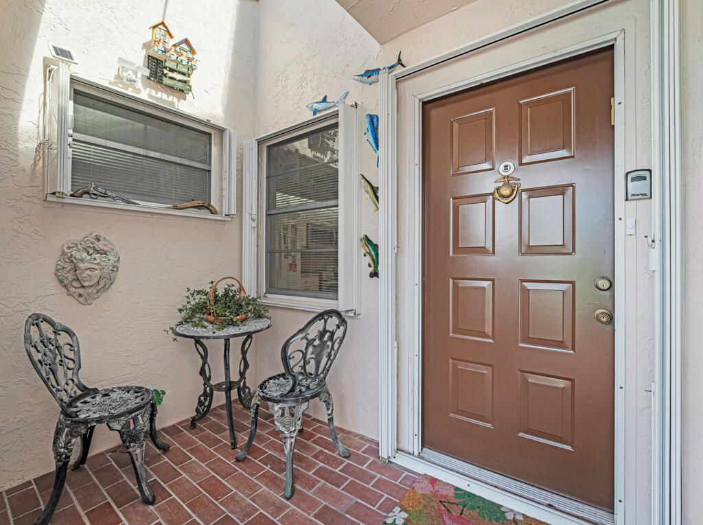 6459 Mill Pointe Circle Delray Beach, FL 33484 - Photo 31 of 44 07