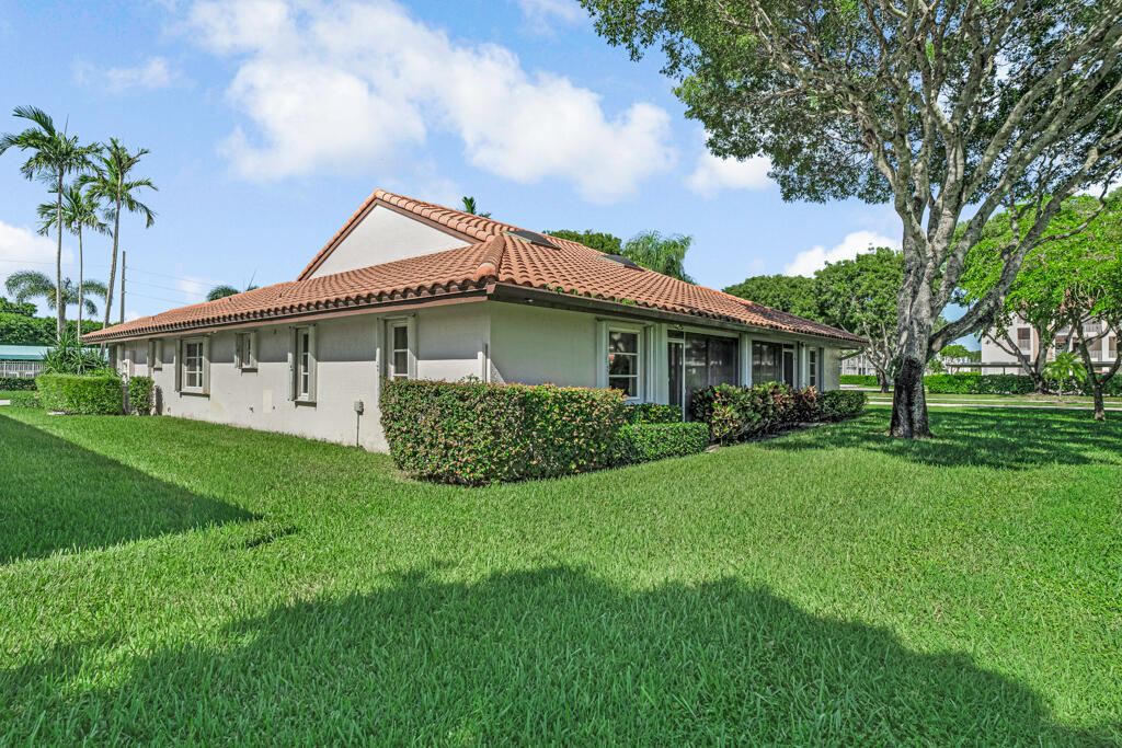 6459 Mill Pointe Circle Delray Beach, FL 33484 - Photo 37 of 44 10