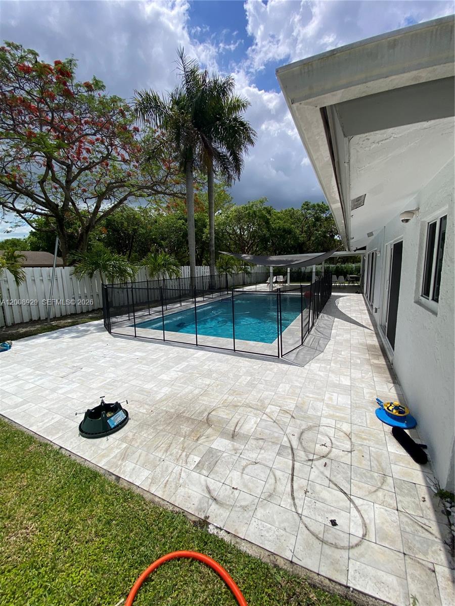 11121 Southwest 110th Road, Unit 11121 Miami, FL 33176 - Photo 32 of 33