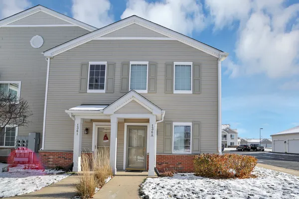 $2,000 | 136 Bertram Drive, Unit A, Yorkville, IL 60560