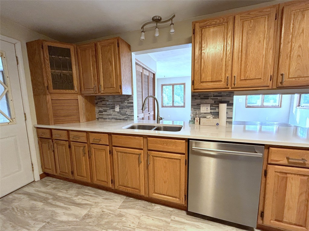 19 Roberts Road Endicott, NY 13760 - Photo 20 of 50 Gallery Image 20
