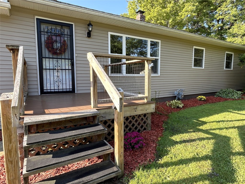 19 Roberts Road Endicott, NY 13760 - Photo 2 of 50 Gallery Image 2