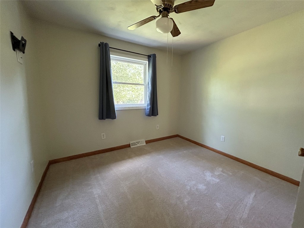19 Roberts Road Endicott, NY 13760 - Photo 29 of 50 Gallery Image 29