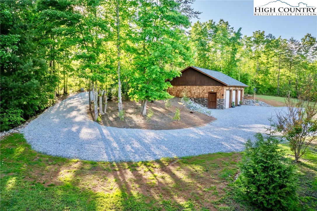 1799 High Country Road Lenoir, NC 28645 - Photo 8 of 50 Gallery Image 8
