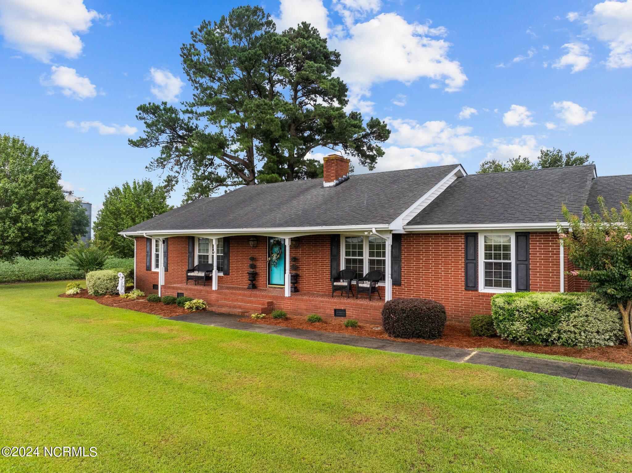 411 Taylor Heath Road Kinston, NC 28501 - Photo 47 of 49 Front view