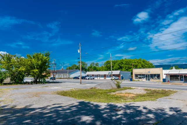 $280,000 | 806 McFarland Avenue, Rossville, GA 30741