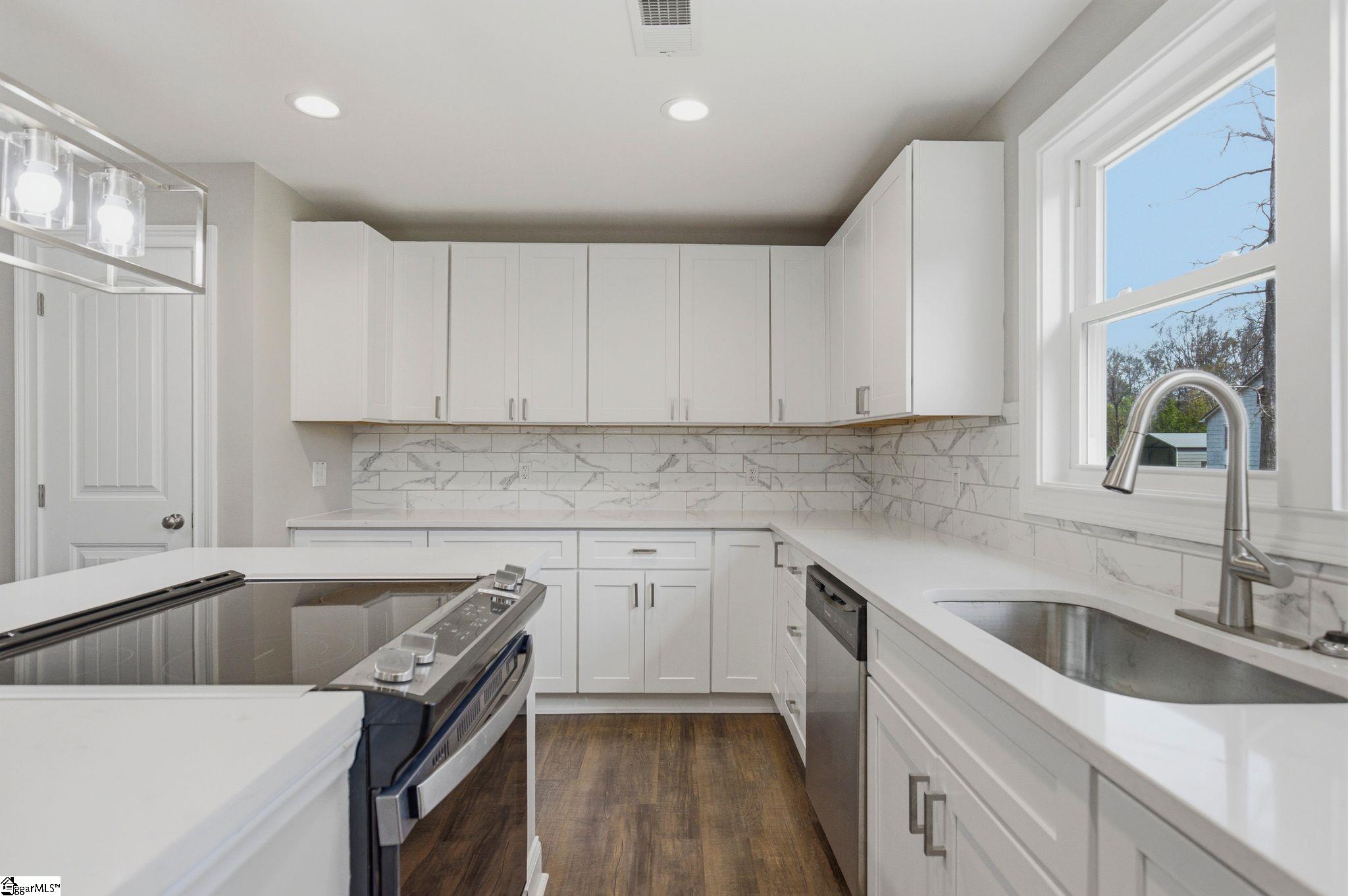 319 Blair Mill Road Belton, SC 29627 - Photo 9 of 49