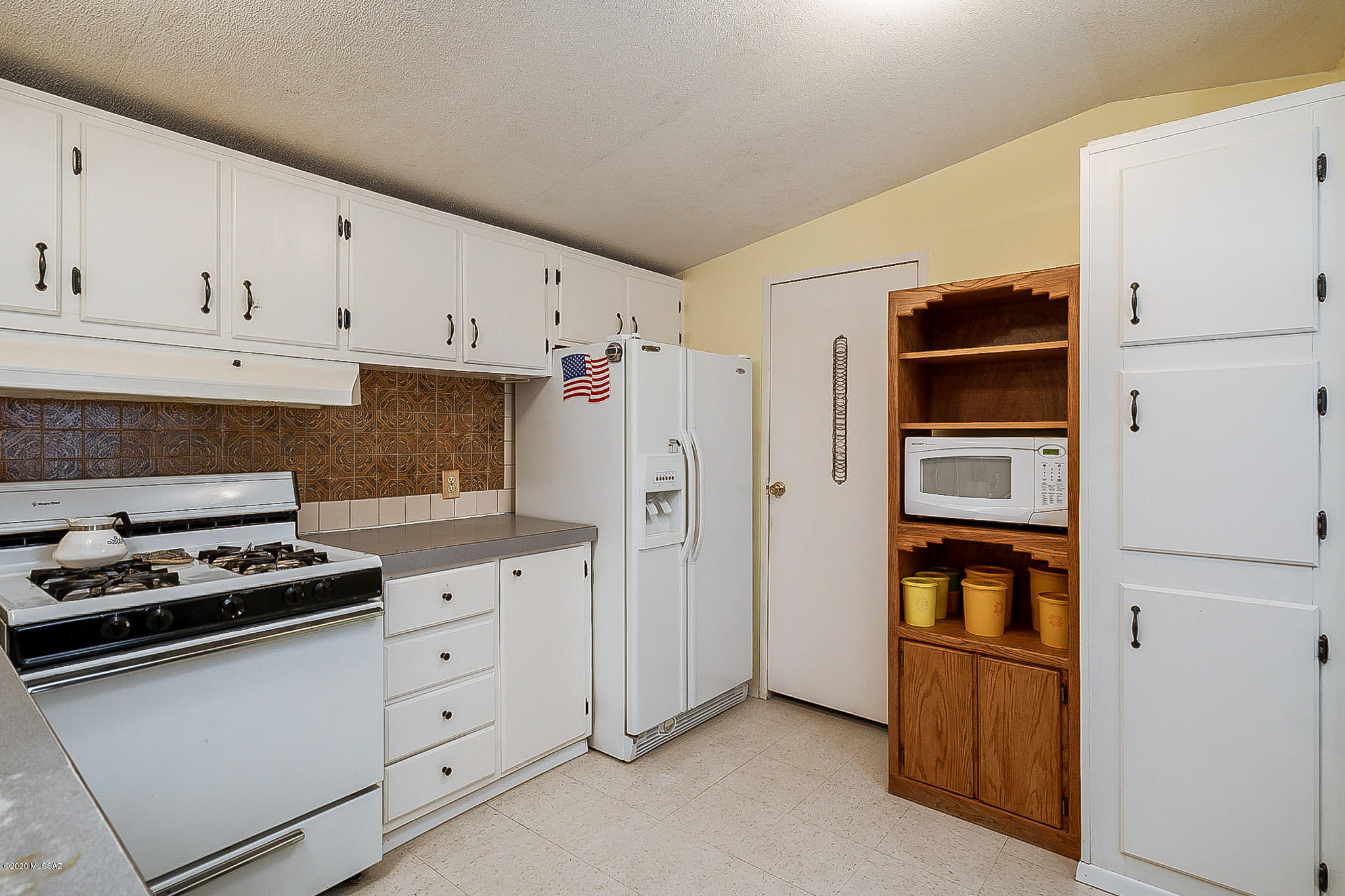 12421 West McAfee Road Tucson, AZ 85743 - Photo 10 of 29