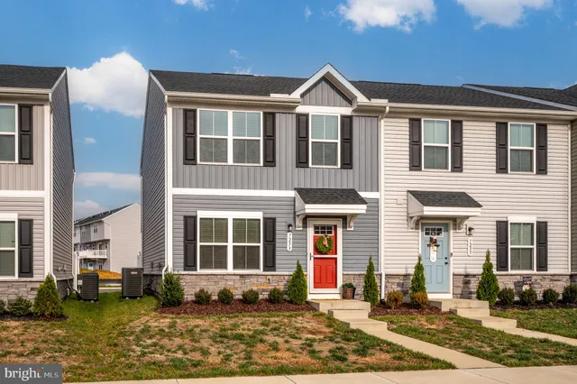 $2,300 | 7233 Statesman Boulevard, Ruther Glen, VA 22546