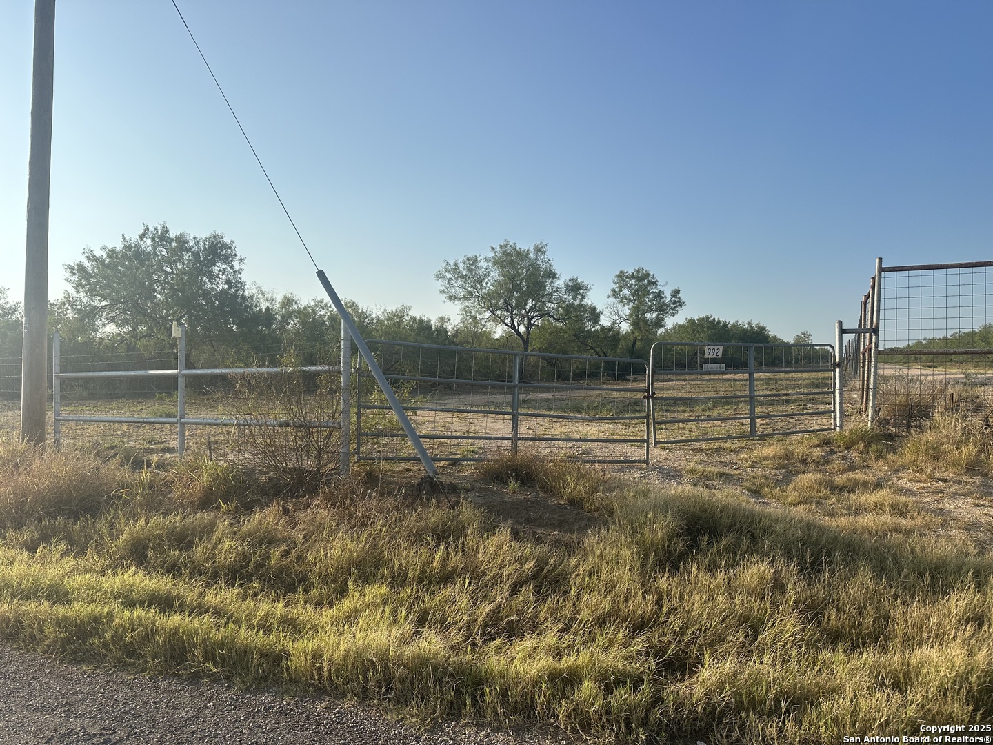 992 Jordan Encinal, TX 78019 - Photo 5 of 13 a view of a green field