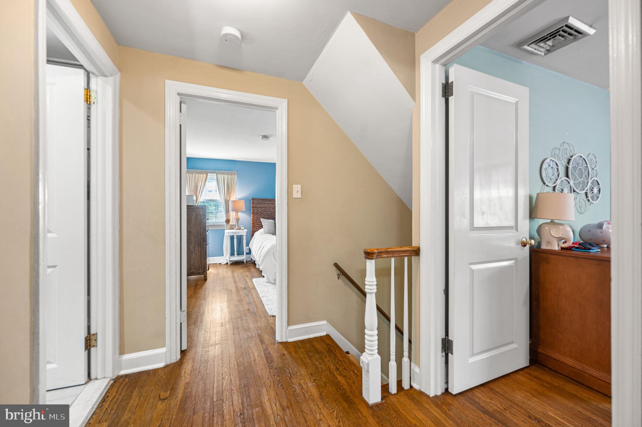 493 School Lane Wayne, PA 19087 - Photo 18 of 40 Lovely second floor landing