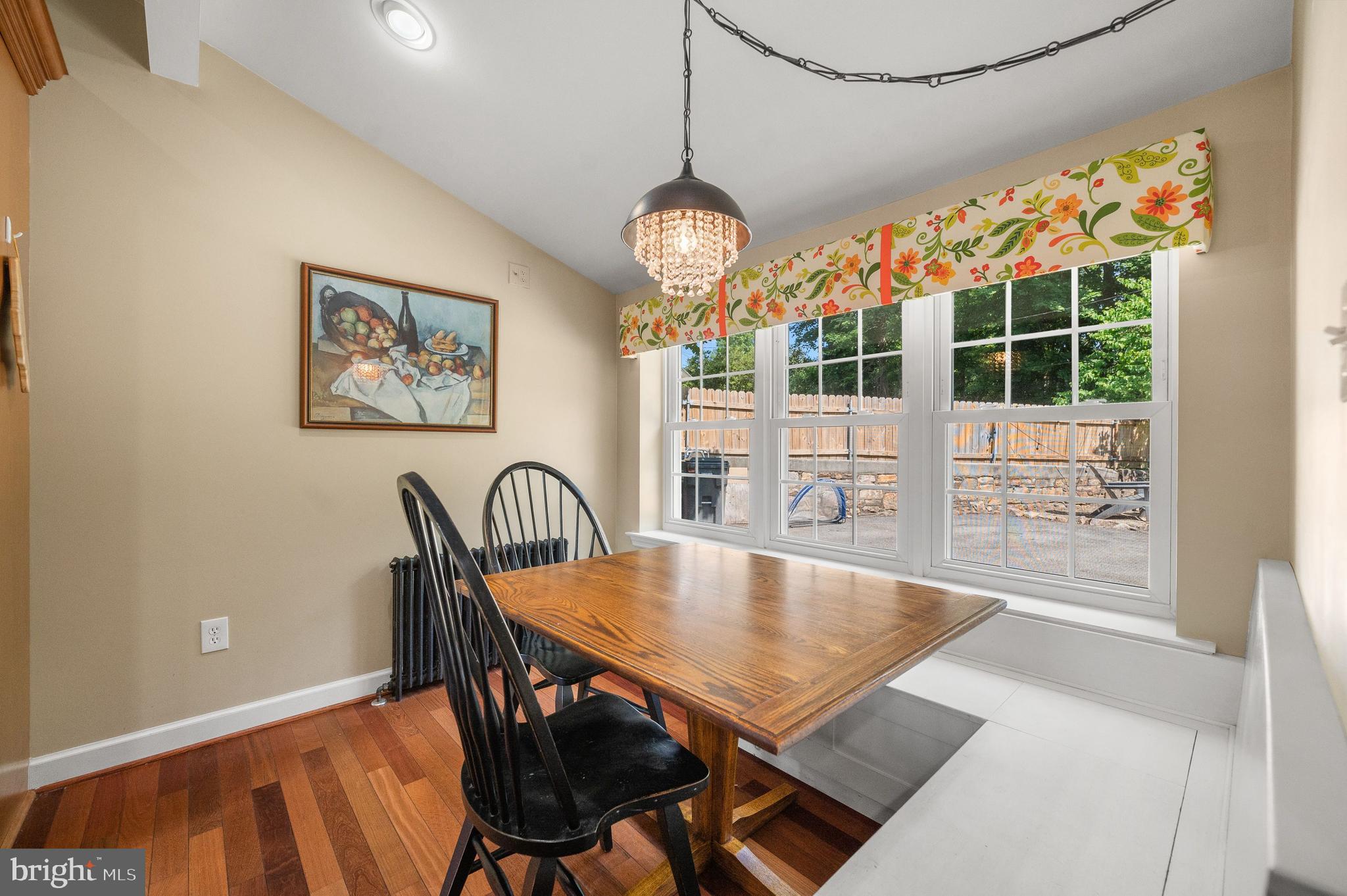 493 School Lane Wayne, PA 19087 - Photo 8 of 40 Bench seats have hidden storage!