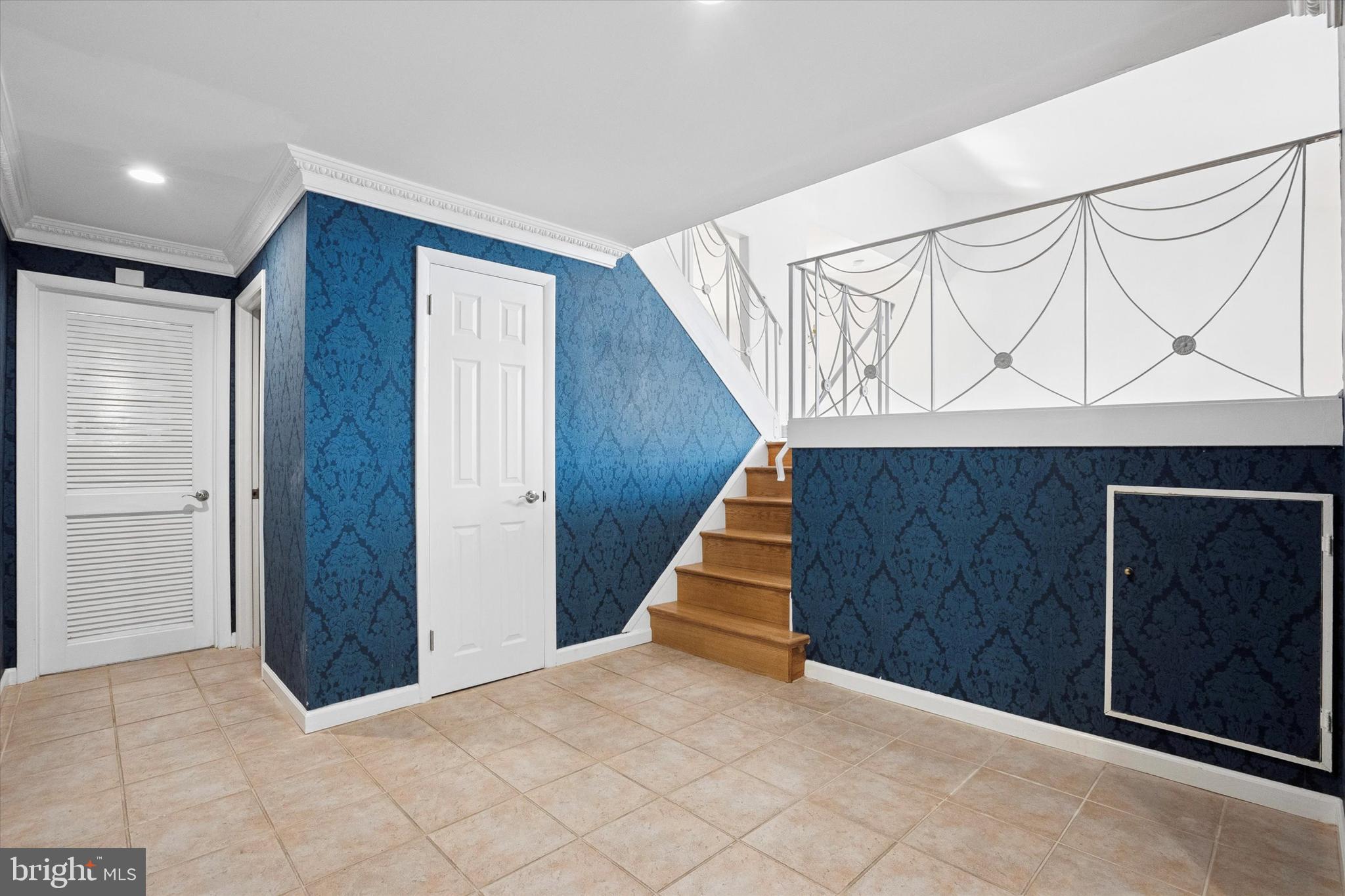 1639 Pennypack Road Huntingdon Valley, PA 19006 - Photo 7 of 24 Gallery Image 7