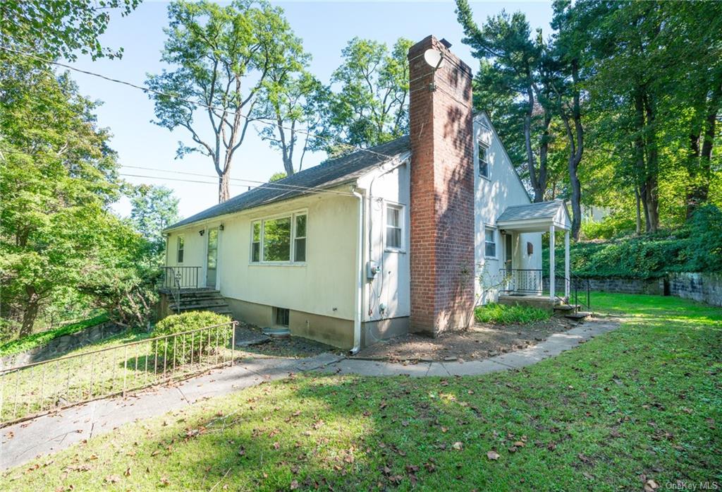 89 Locust Road, Pleasantville, NY 10570 Compass