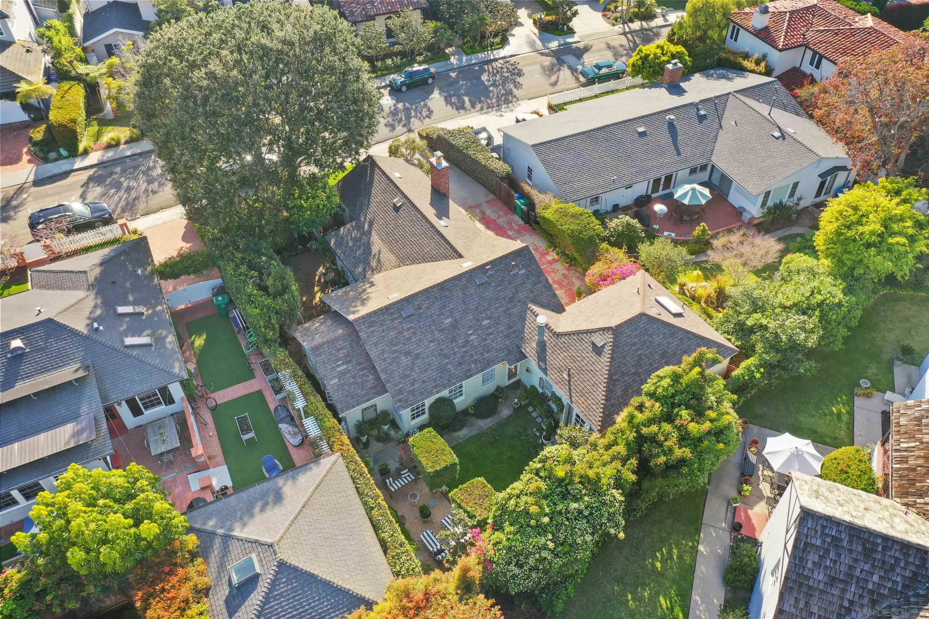 6029 Waverly Avenue La Jolla, CA 92037 - Photo 44 of 48 an aerial view of a house