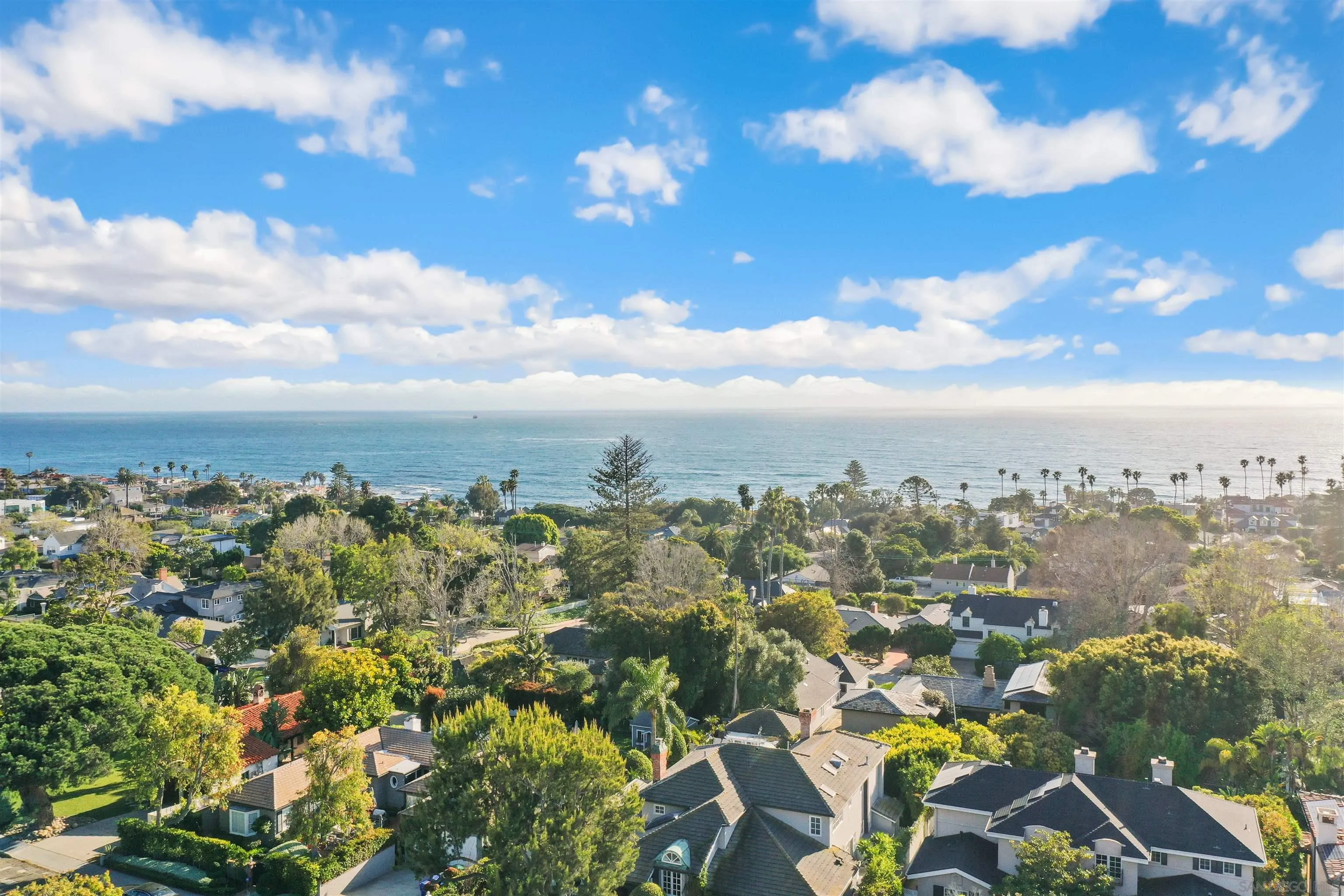 6029 Waverly Avenue La Jolla, CA 92037 - Photo 45 of 48 a view of a city
