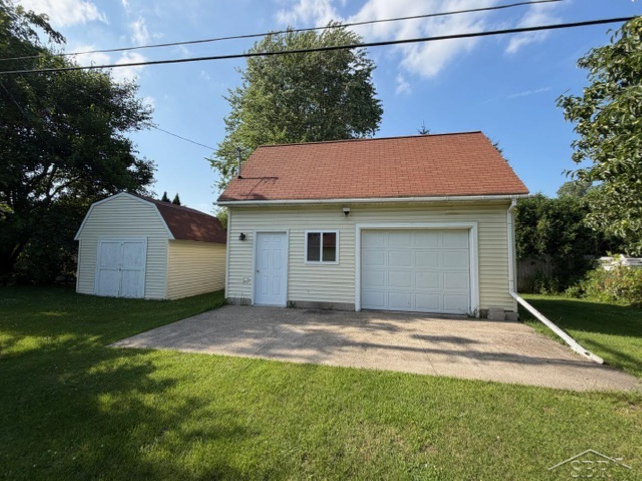 15696 Gratiot Road Hemlock, MI 48626 - Photo 21 of 25