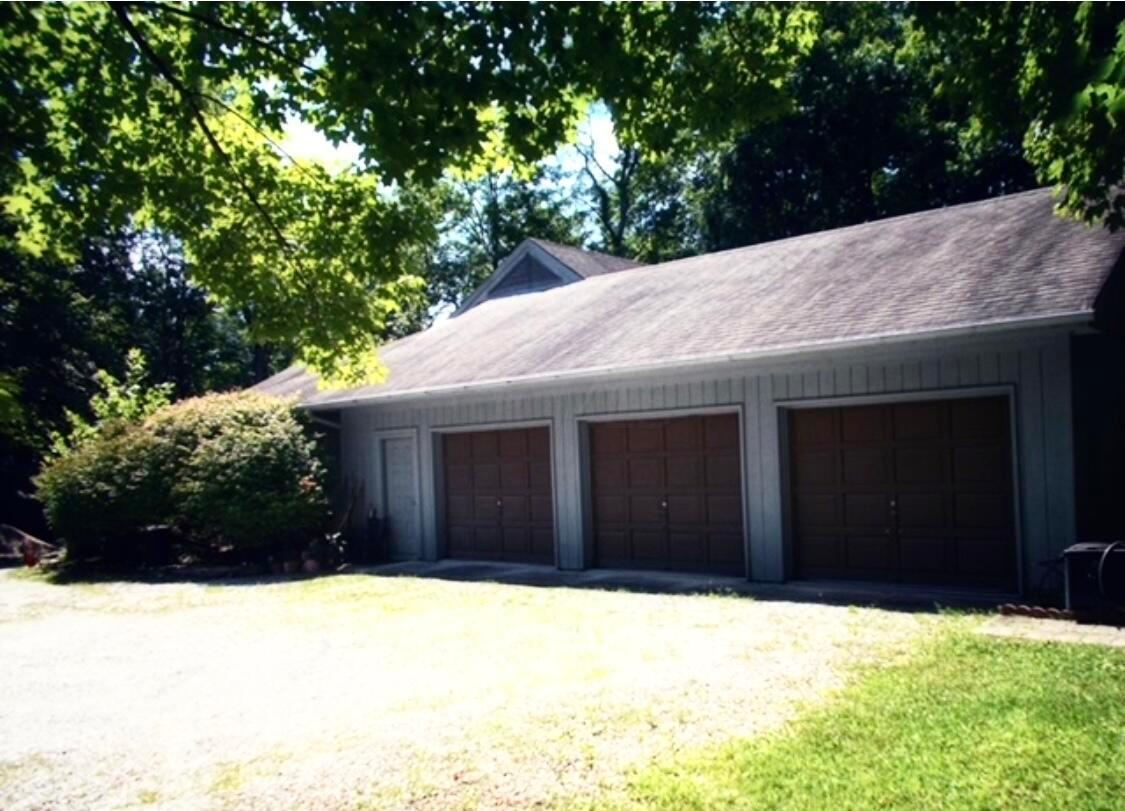 4380 Forest Hill Road Powell, OH 43065 - Photo 2 of 8 image0 (1)