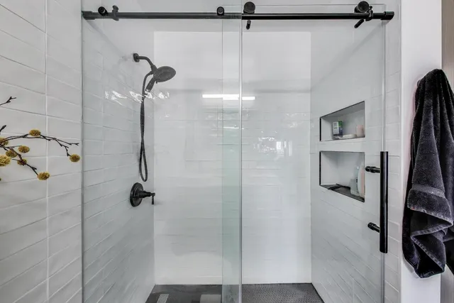 $424,000 | 320 East 21st Street, Unit 501, Chicago, IL 60616