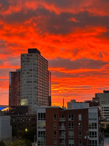 $424,000 | 320 East 21st Street, Unit 501, Chicago, IL 60616