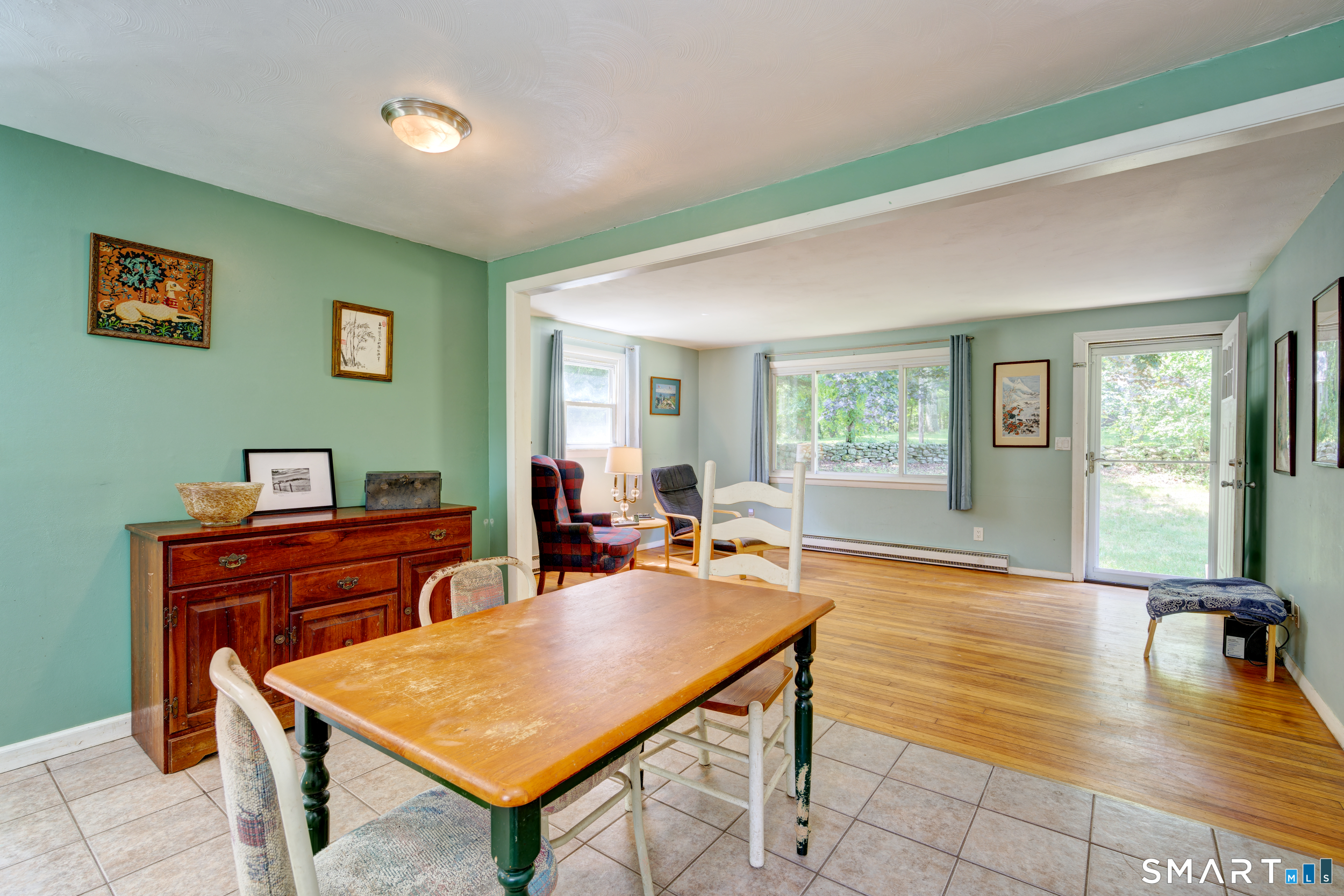 6 Chesbro Bridge Road Lebanon, CT 06249 - Photo 5 of 27 Eat-in area