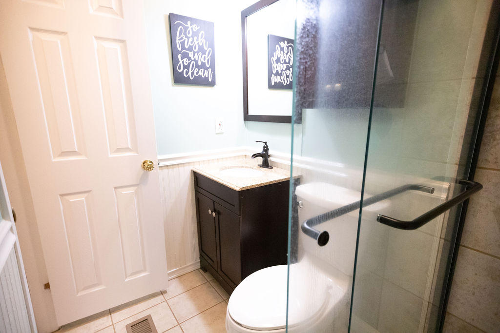 5538 Pleasant Grove Road Walterboro, SC 29488 - Photo 12 of 31 Guest Bath