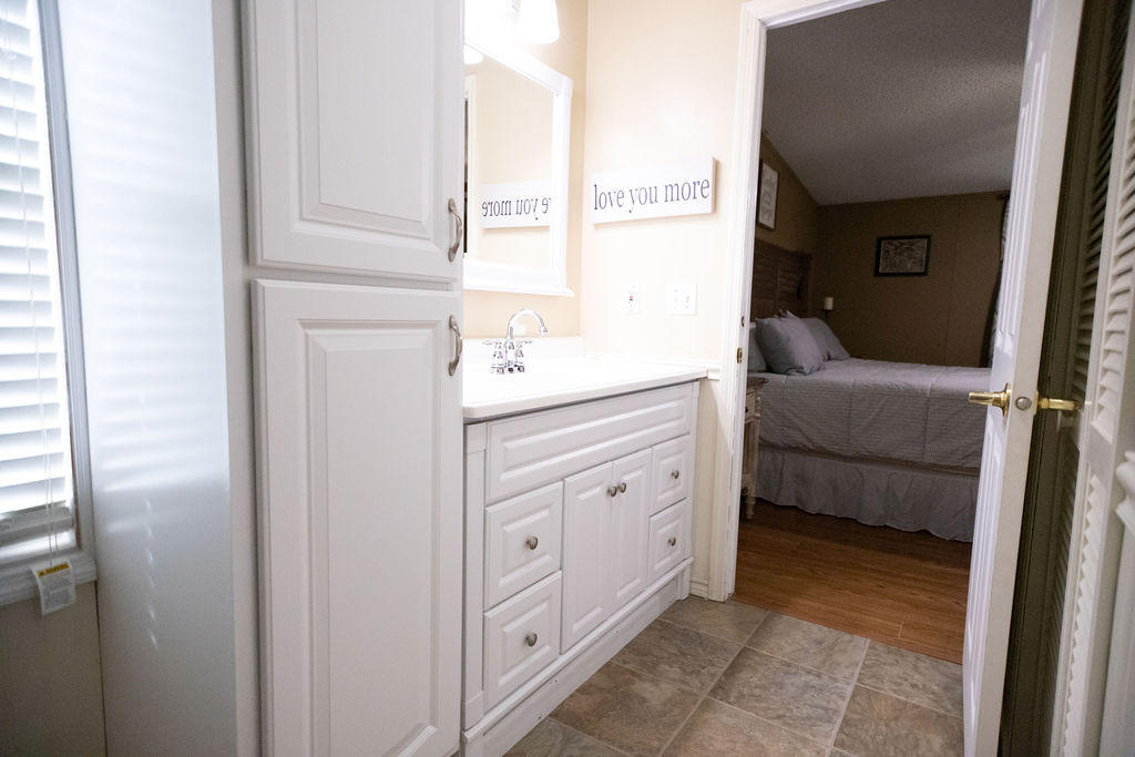5538 Pleasant Grove Road Walterboro, SC 29488 - Photo 18 of 31 Master Bath
