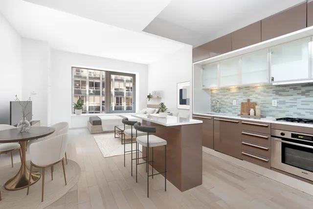 $699,000 | 75 Wall Street, Unit 25Q | Financial District
