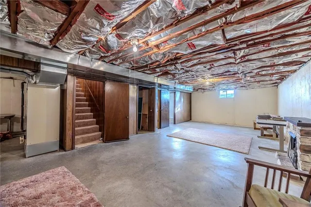 $483,500 | 957 Ff Highway, Napoleon, MO 64074