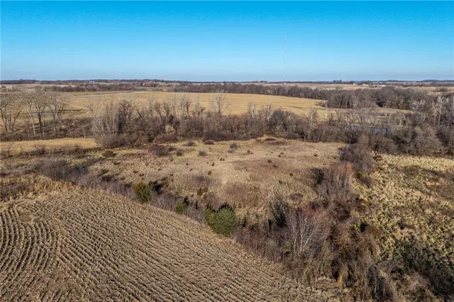 $483,500 | 957 Ff Highway, Napoleon, MO 64074