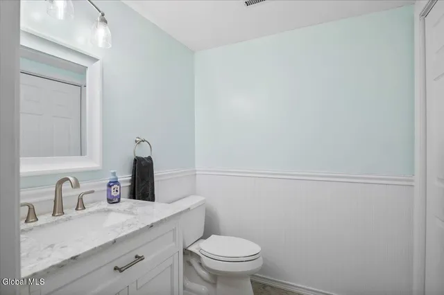 $304,900 | 40 Deer Run Drive, Milton, NY 12020