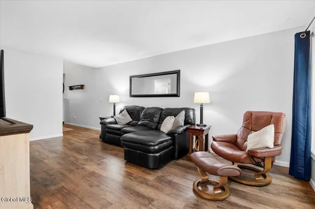 $304,900 | 40 Deer Run Drive, Milton, NY 12020