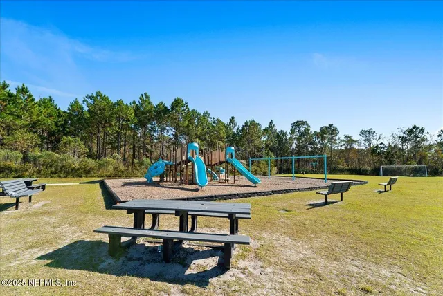 a picture of city view with sitting space