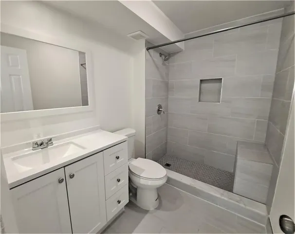 $1,900 | 8040 North Colony Circle, Unit 105, Tamarac, FL 33321