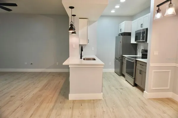 $1,700 | 14341 Fredricksburg Drive, Unit 1015, Orlando, FL 32837