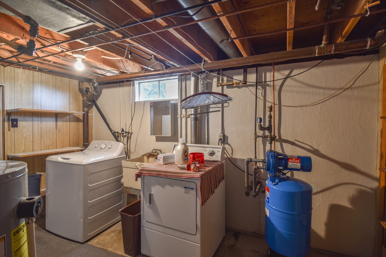1542 East 18th Road Streator, IL 61364 - Photo 38 of 47 a utility room with dryer and washer