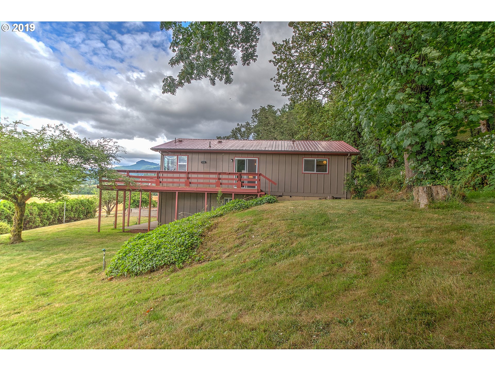33188 Wilkins Road Eugene, OR 97408 - Photo 24 of 32 Gallery Image 24