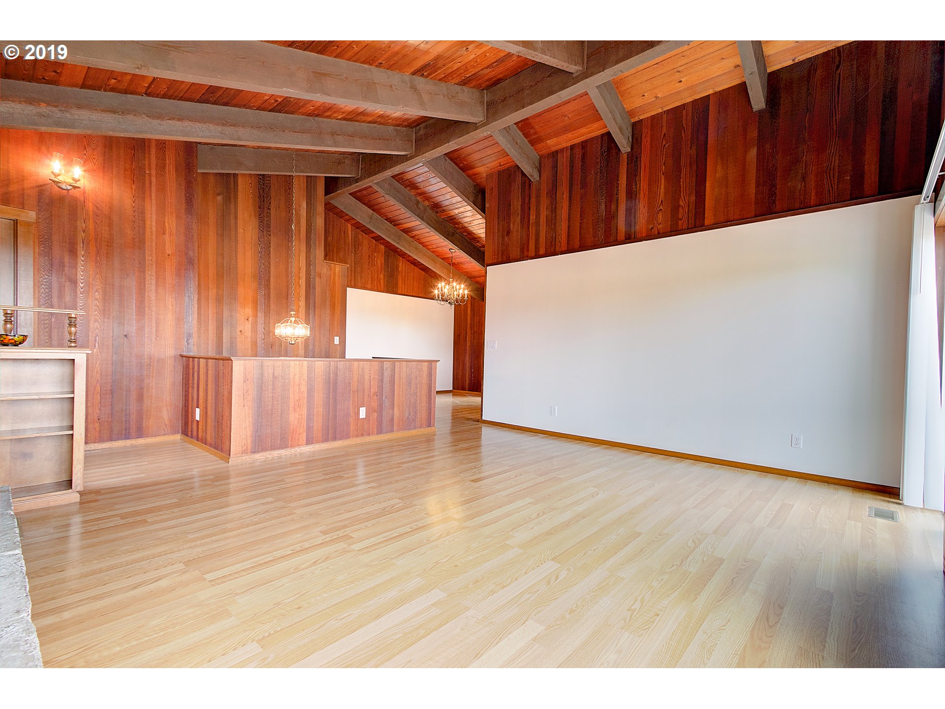 33188 Wilkins Road Eugene, OR 97408 - Photo 4 of 32 Gallery Image 4
