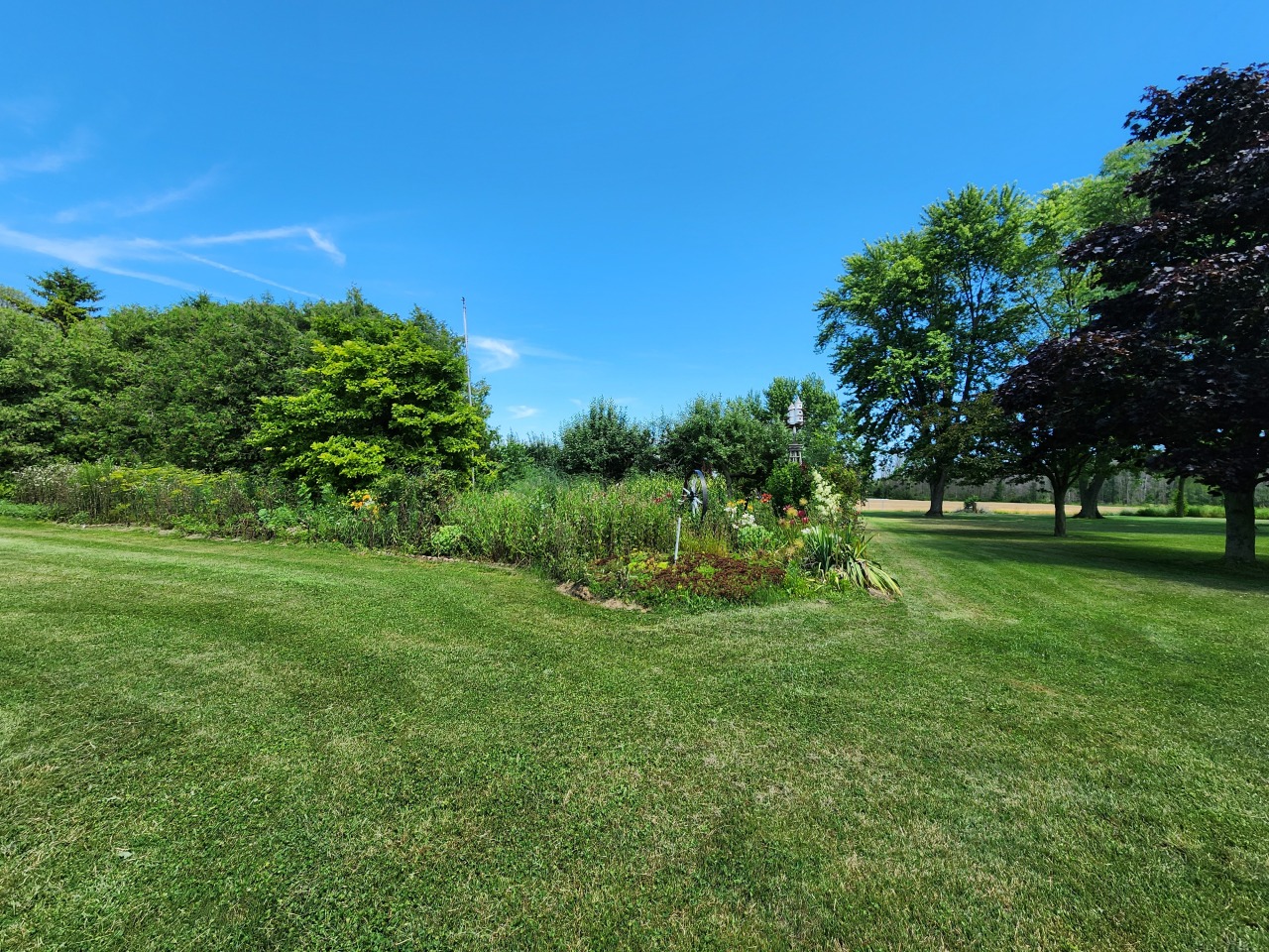 5609 Two Creeks Road Two Rivers, WI 54241 - Photo 30 of 45 Garden beds