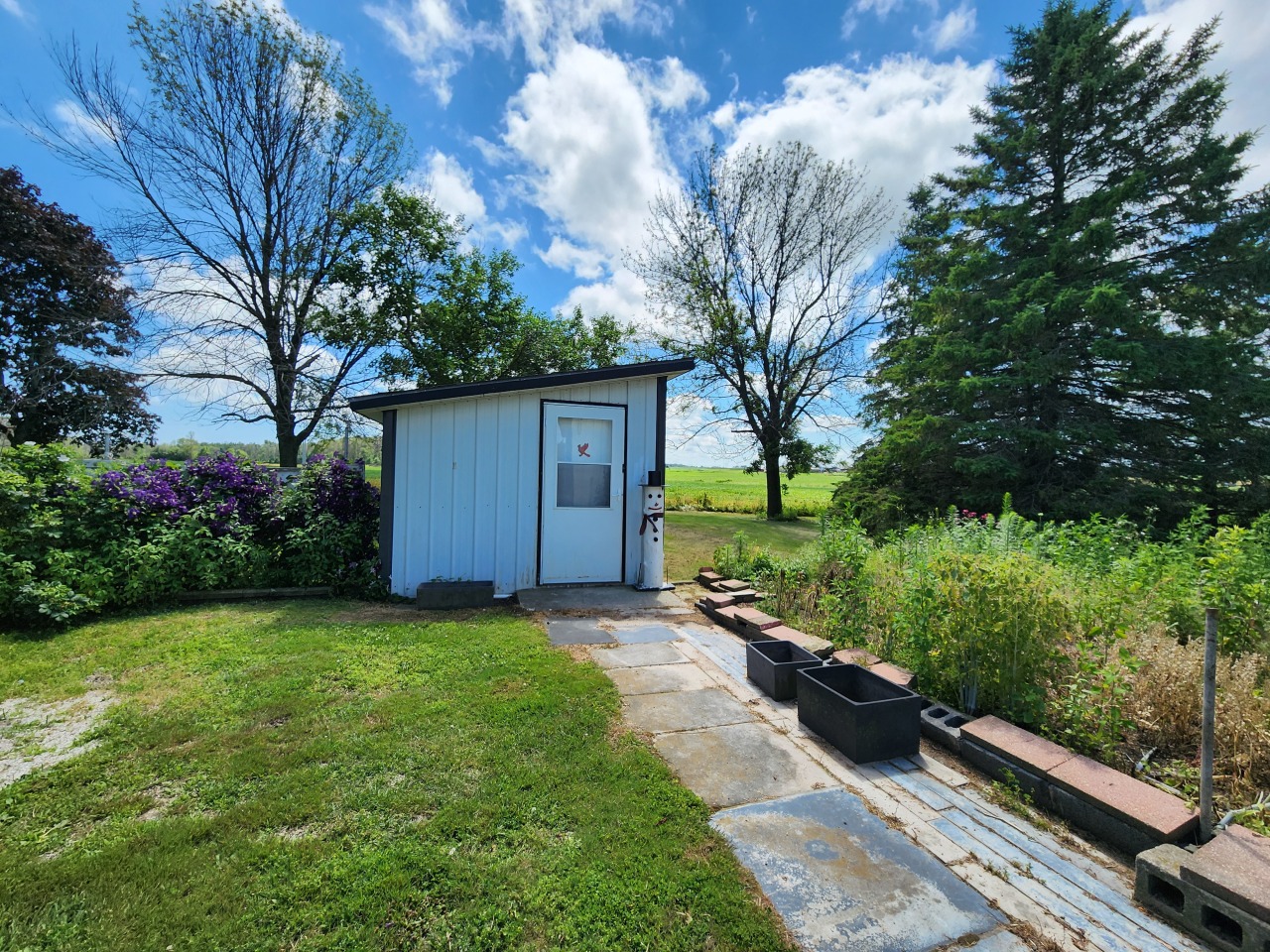 5609 Two Creeks Road Two Rivers, WI 54241 - Photo 42 of 45 Chicken coop