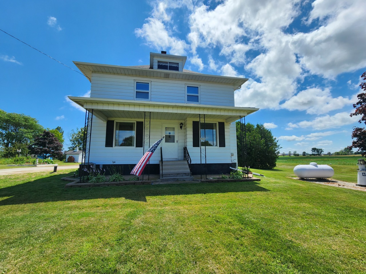 5609 Two Creeks Road Two Rivers, WI 54241 - Photo 45 of 45 Front of home