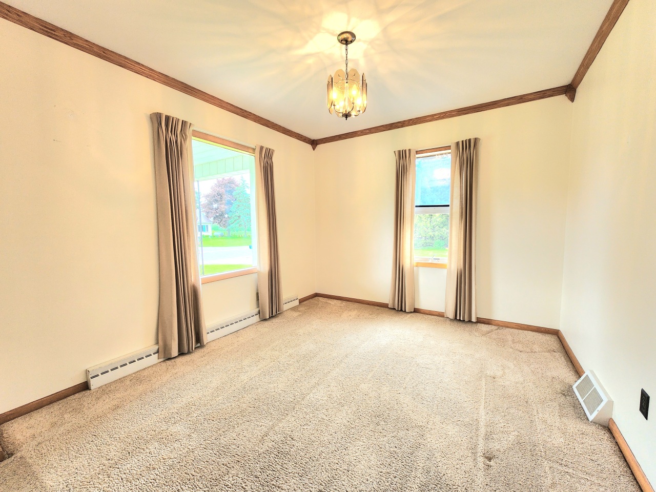 5609 Two Creeks Road Two Rivers, WI 54241 - Photo 5 of 45 Formal Dining room